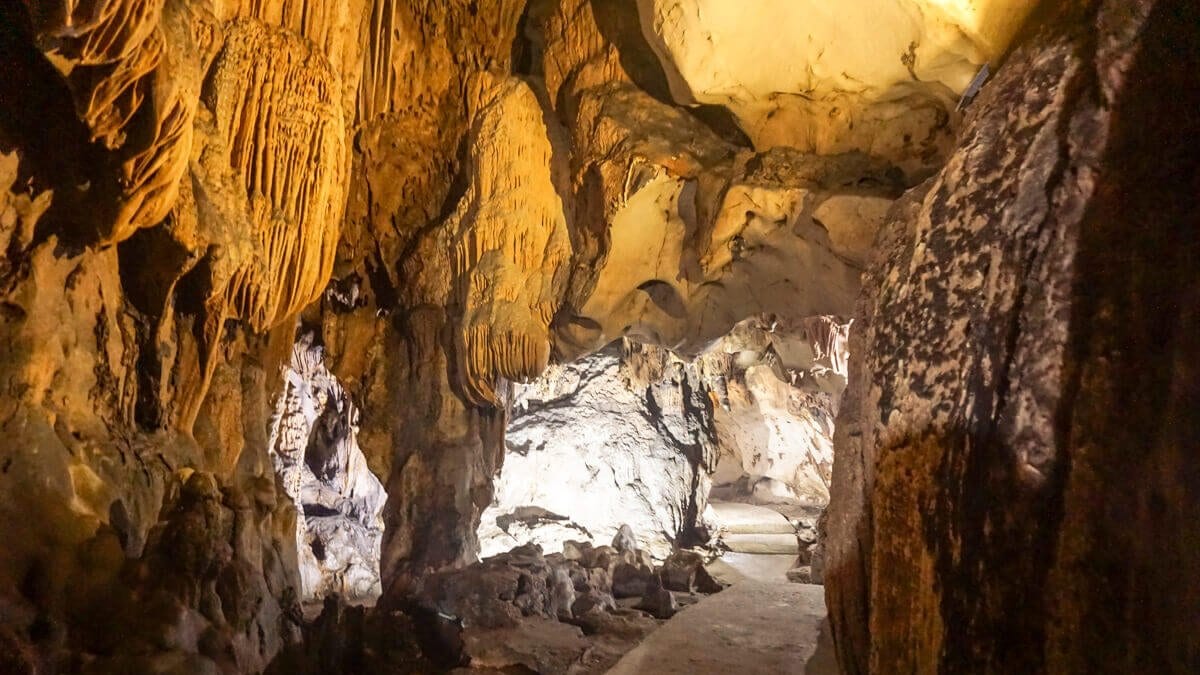 The marvelous interior of Trung Trang Cave