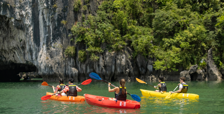 “Feeling as though we’ve already experienced a whole days worth of activities and impressions” – FunkyForty at Halong and Lan Ha Bay
